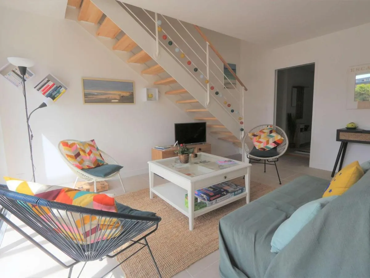 Duplex Lumineux A Benodet: Plage Et Thalasso A Pied, Terrasse, Parking Et Abri Velo Inclus - Fr-1-481-117 0*, Benodet France