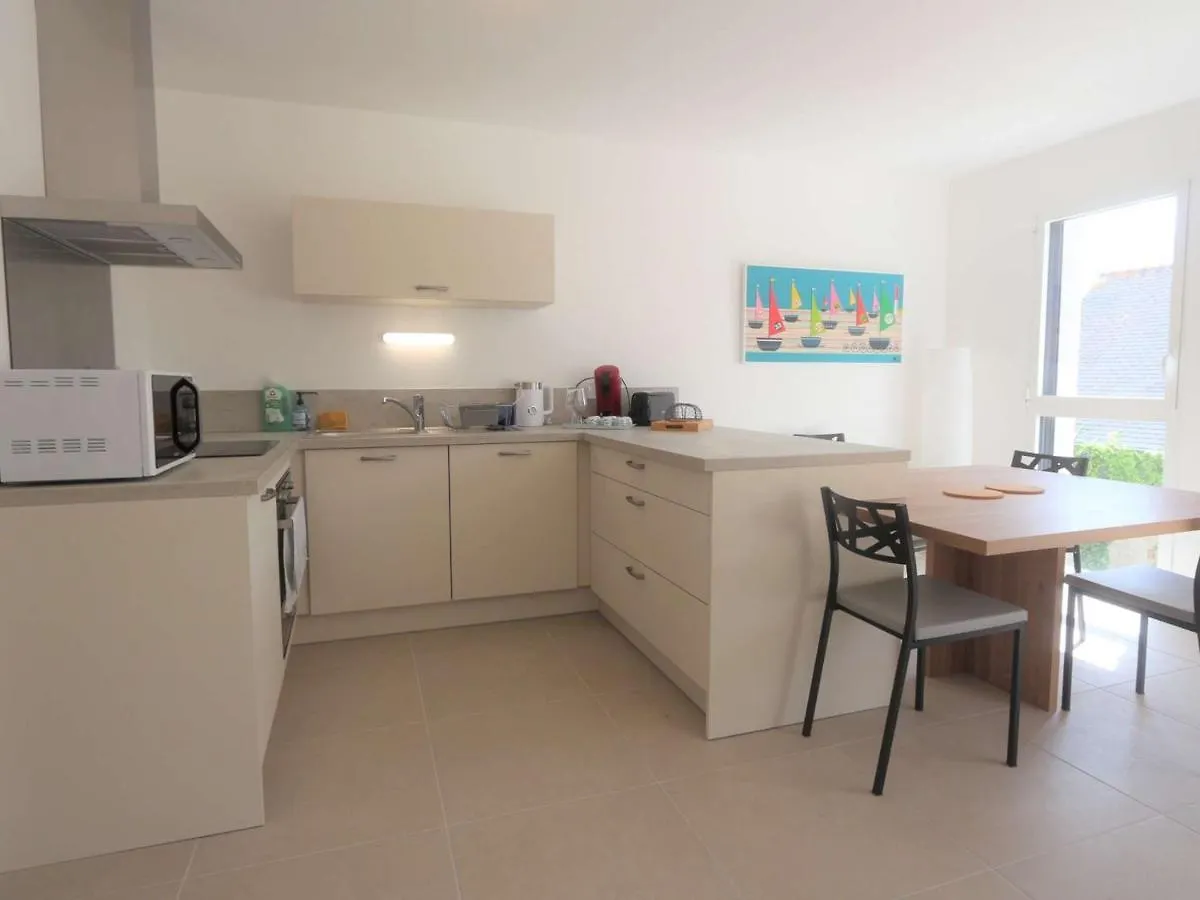 Duplex Lumineux A Benodet: Plage Et Thalasso A Pied, Terrasse, Parking Et Abri Velo Inclus - Fr-1-481-117 Apartment Benodet