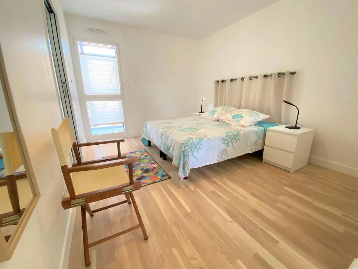 Duplex Lumineux A Benodet: Plage Et Thalasso A Pied, Terrasse, Parking Et Abri Velo Inclus - Fr-1-481-117 0*, Benodet France